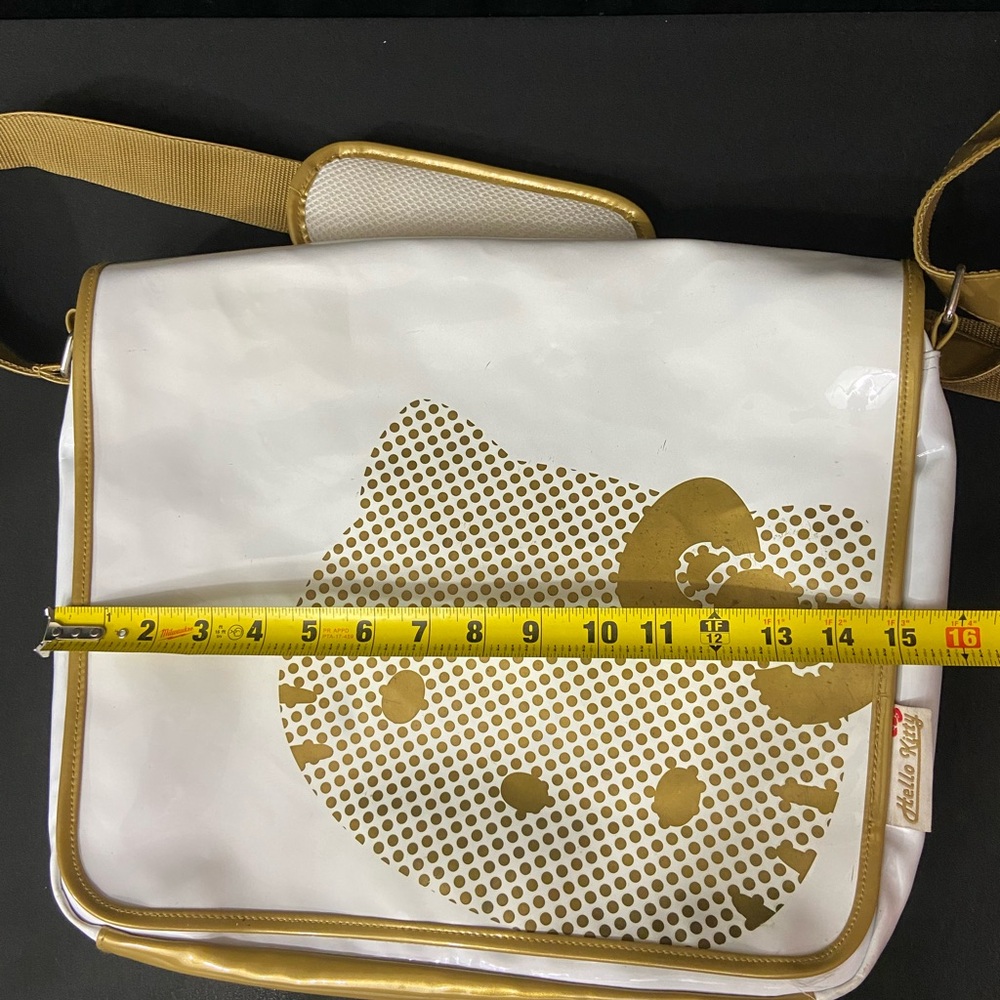 Hello Kitty Sanrio Y2K White & Gold Satchel Book / Duffel Bag 2006 - Picture 6 of 14